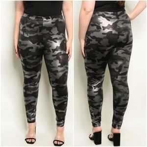 METALLIC BLACK & SILVER LEGGINGS